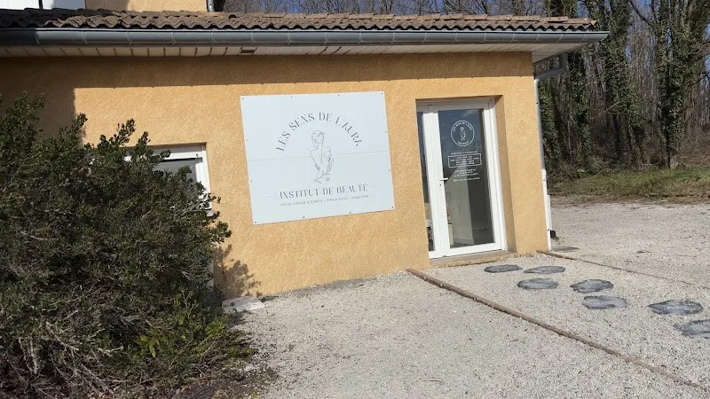Les sens de l'aura - Onglerie Besançon - OneBooking