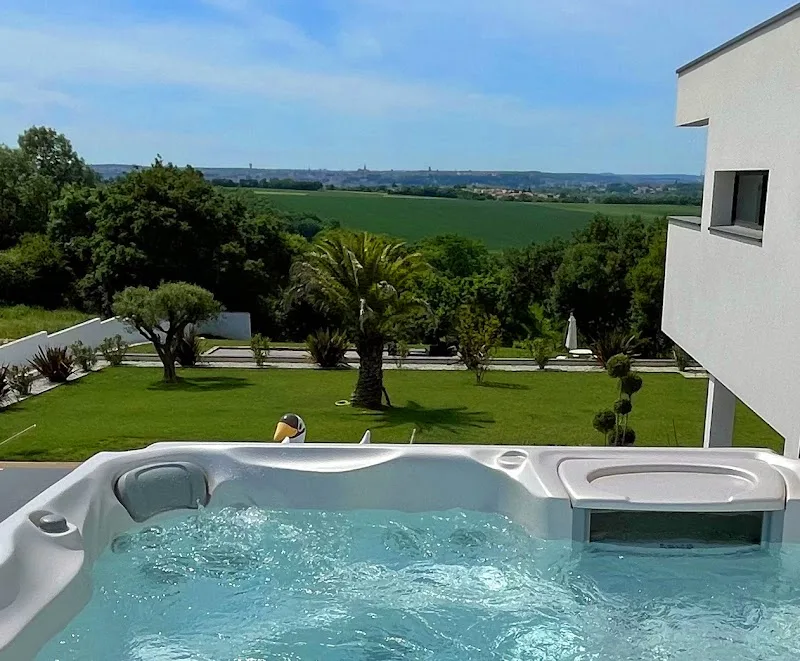 Sundance Spas Limoges - Spa Limoges - OneBooking