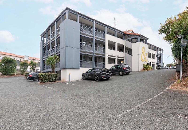 B&B HOTEL Bayonne - Spa Bayonne - OneBooking