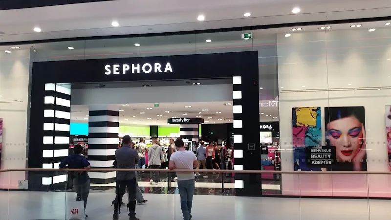 Produits de beauté "Sephora - Maquillage Bayonne - OneBooking