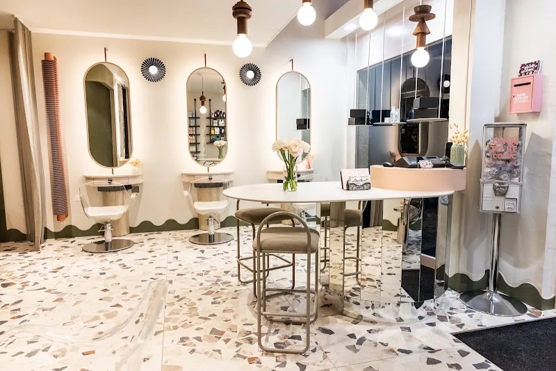 COLOR LAB - Coiffeur Rennes - Coiffure Rennes - OneBooking