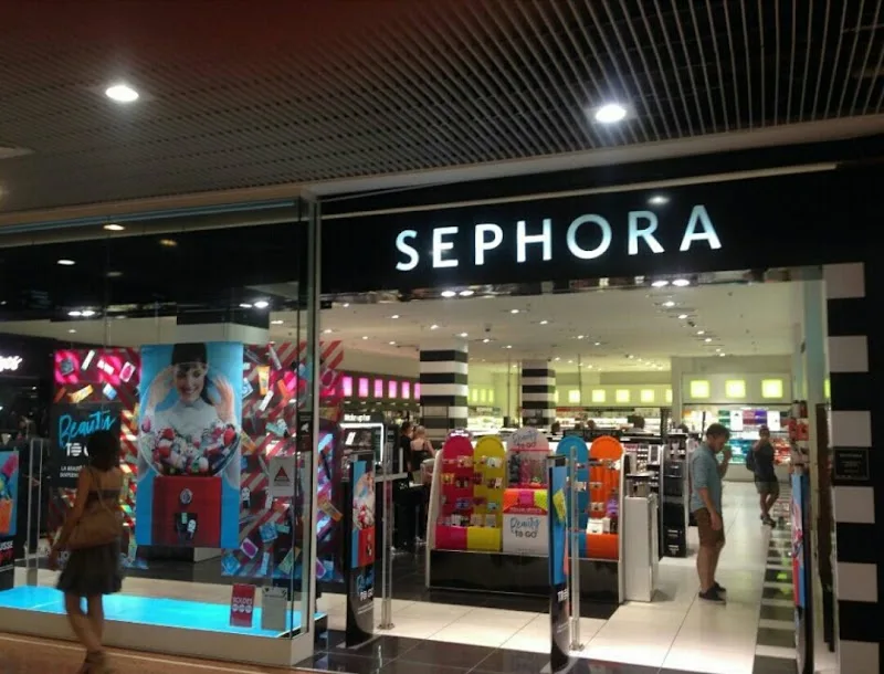 SEPHORA BORDEAUX MERIADECK - Maquillage Bordeaux - OneBooking