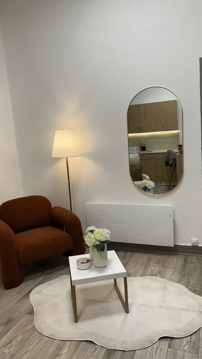 Ursidée institut - Sourcils & cils Lyon - OneBooking