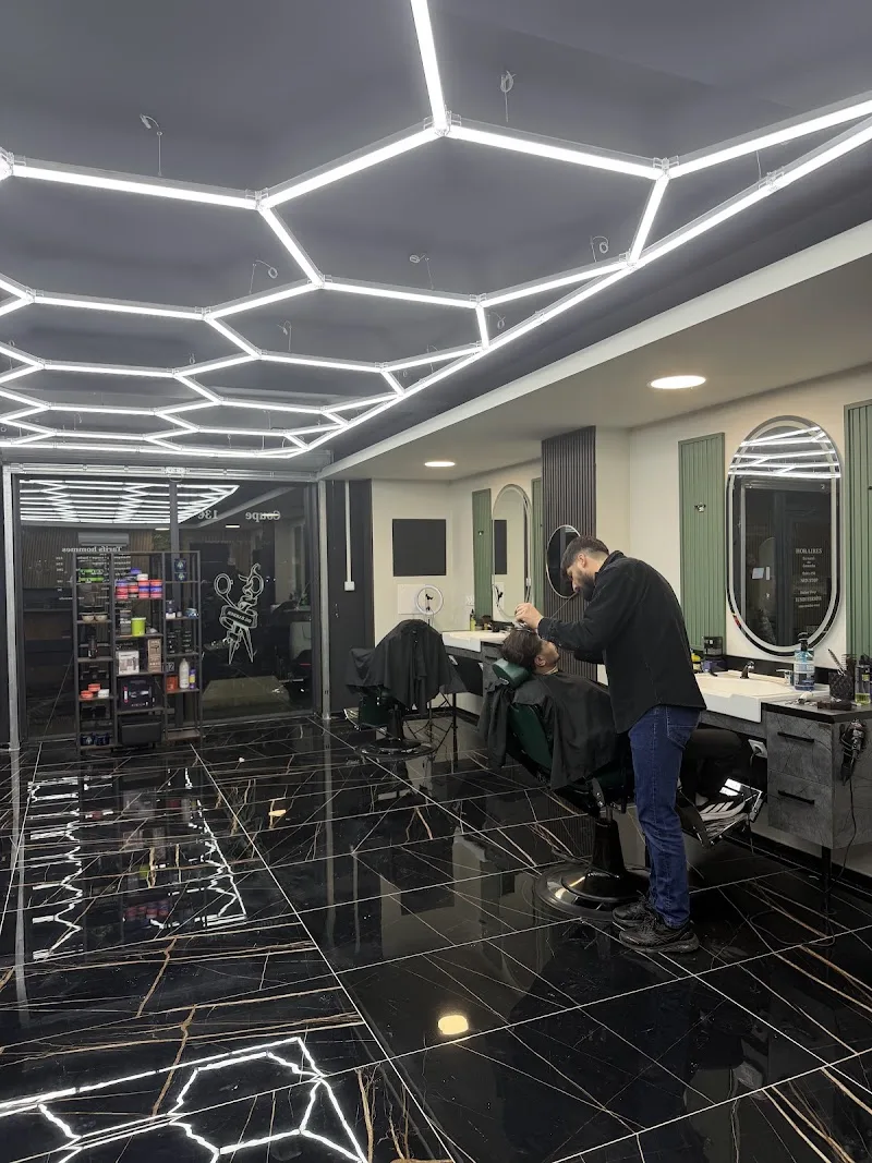 OG COIFFEUR - Barbier Manosque - OneBooking