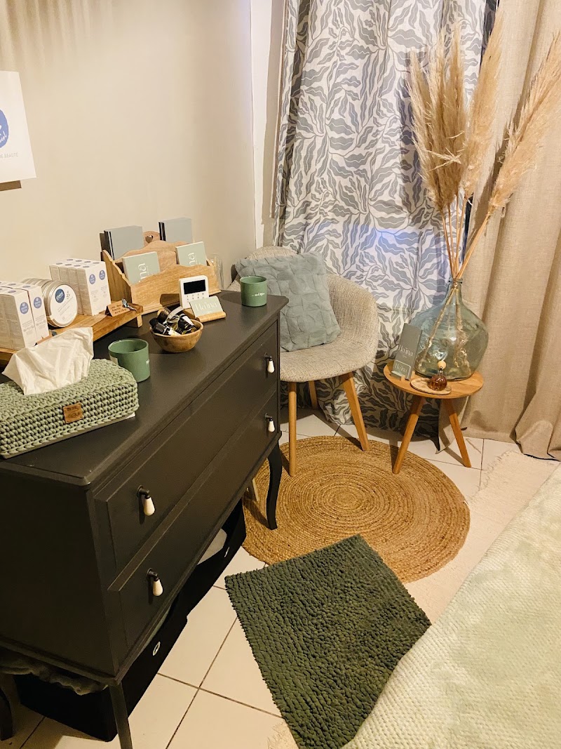 HA'INA Massage & instants beauté - Épilation Angers - OneBooking
