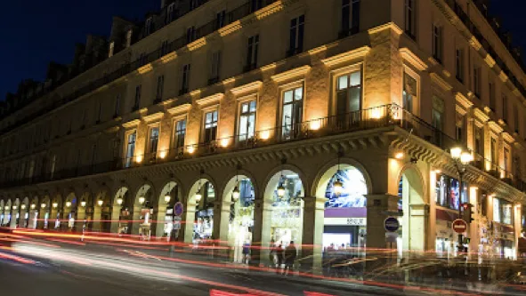 BENLUX - Maquillage Paris - OneBooking