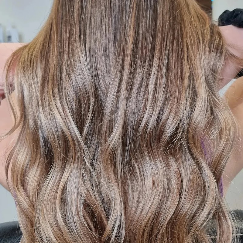 Audrey Massé Coiffeuse - Salon INTEMPOREL - Barbier Ajaccio - OneBooking