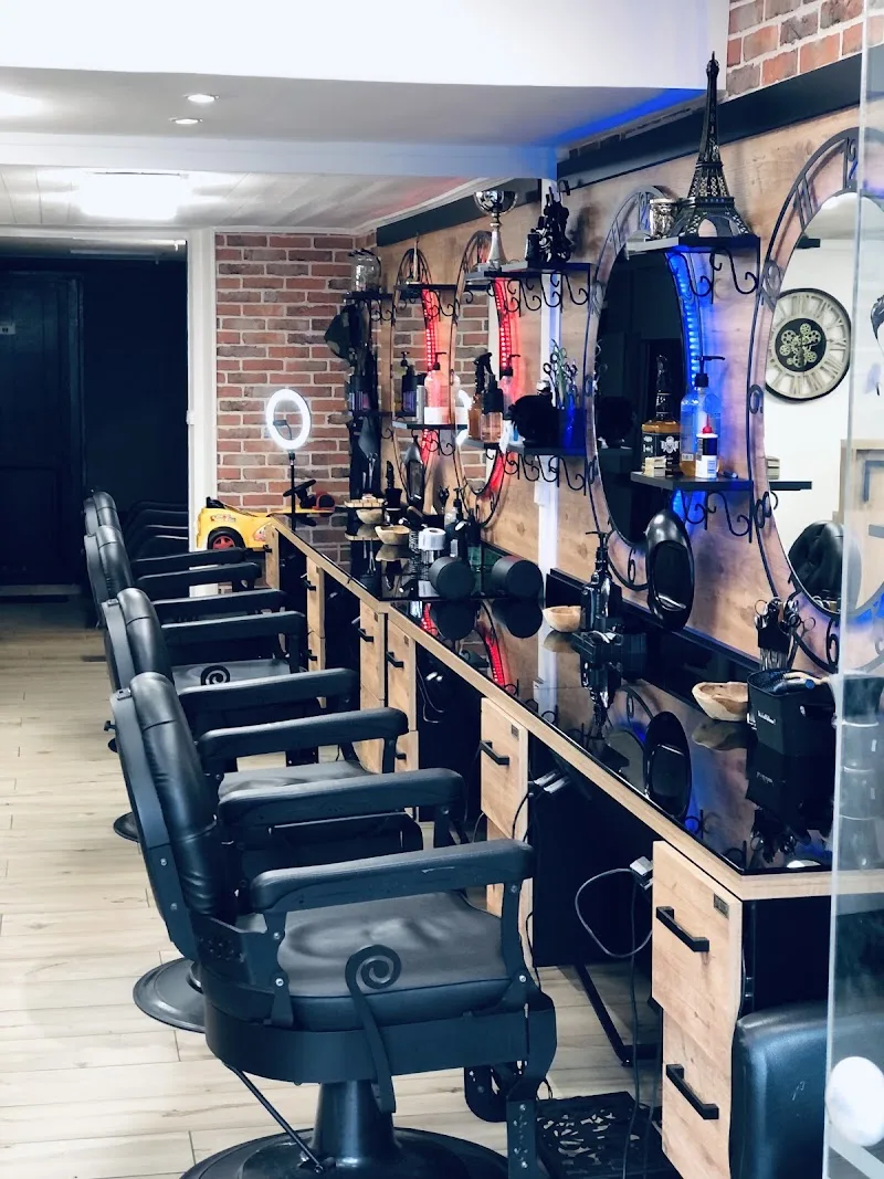 Zin Coiffure Barber Shop - Barbier Grenoble - OneBooking