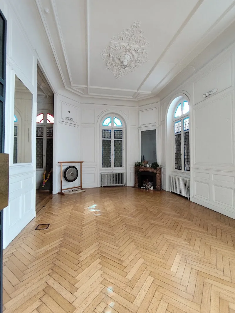 Suryaa (by SATNAM CLUB) - Spa Bordeaux - OneBooking