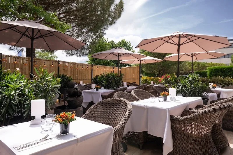 Hôtel Le M & SPA By Hôtels et Préférence - Spa Bordeaux - OneBooking