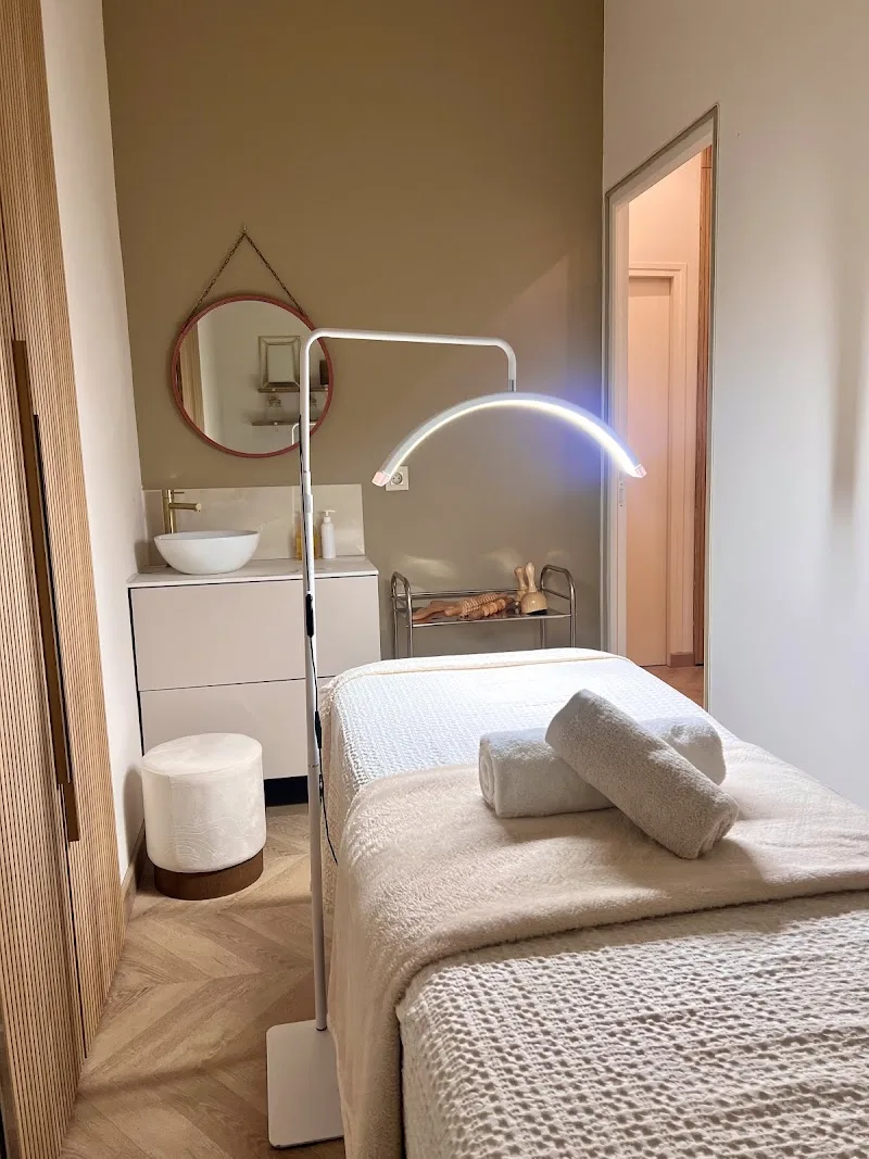 Les Mains d’Olivia à Nice : massage californien, drainage, mix massage arts, ayurvédique, Kobido, suédois, Lomi Lomi - Massage Nice - OneBooking