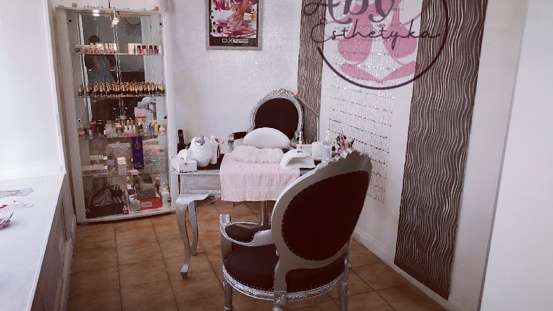 Aby Esthetyka - Salon de manicure et d'Esthétique à Nice - Soin visage Nice - OneBooking