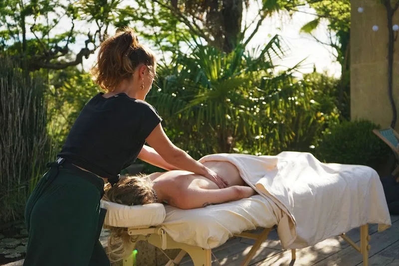 Loon Massage - Spa Nîmes - OneBooking