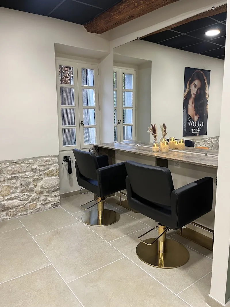 SALON DU MAS - Coiffure Vénéjan - OneBooking