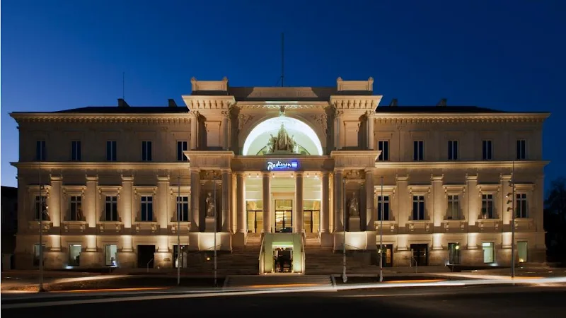 Radisson Blu Hotel, Nantes - Spa Nantes - OneBooking