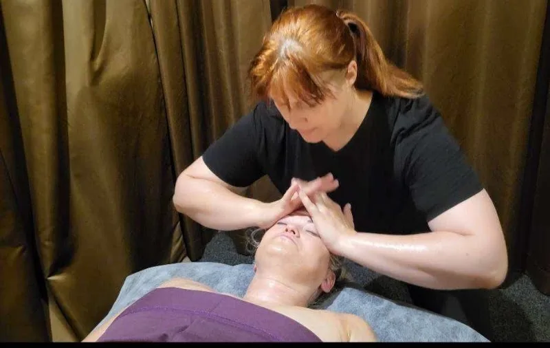 Stet - Massage Bien-être et Modelage Lymphatique Minceur - Spa Strasbourg - OneBooking