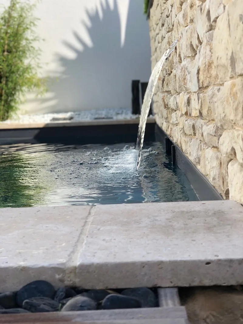 Aquilus Piscines et Spas La Rochelle - Spa La Rochelle - OneBooking
