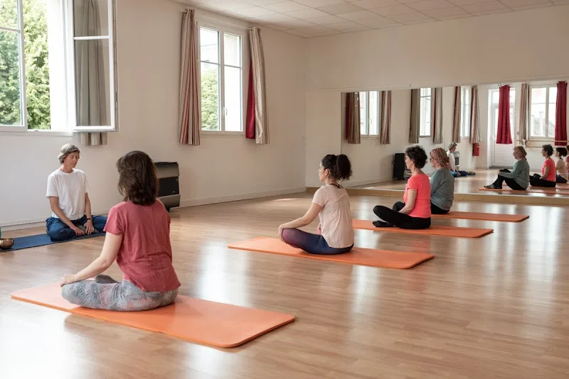 Alix-Anne Picault Yoga et ayurveda Orléans - Bien-être Orléans - OneBooking