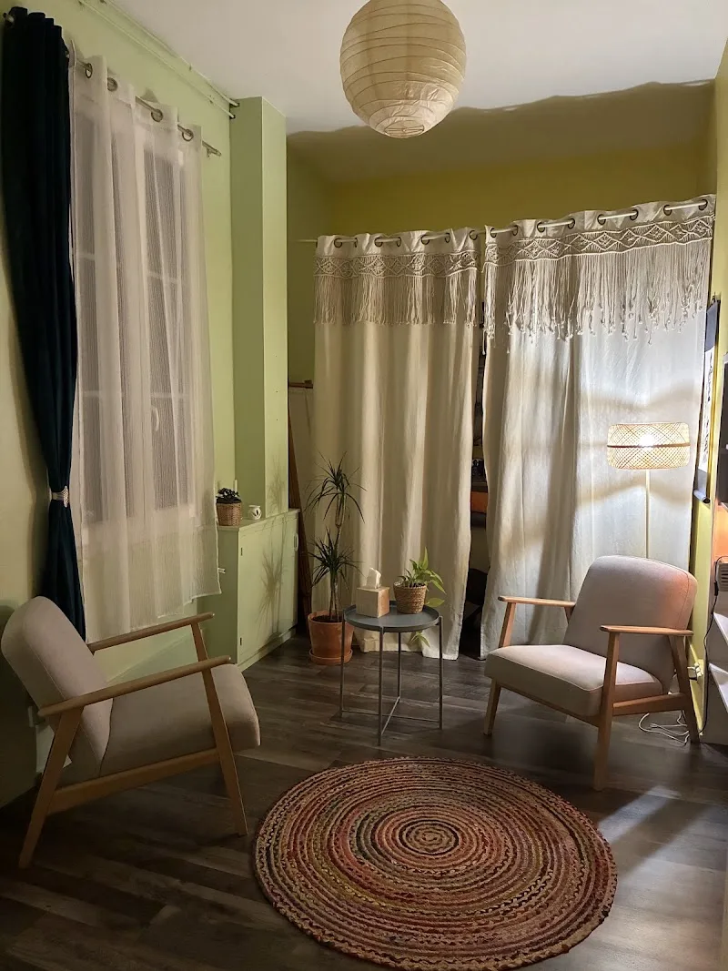 Magali Bergeret Thérapeute & maître Reiki Usui - Bien-être Besançon - OneBooking