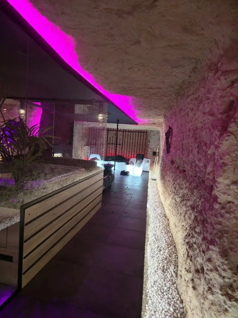 OMIRA - Spa Tours - OneBooking