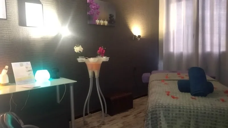 RJ MASSAGE - En cabinet, à domicile et en entreprise - Bien-être Béziers - OneBooking