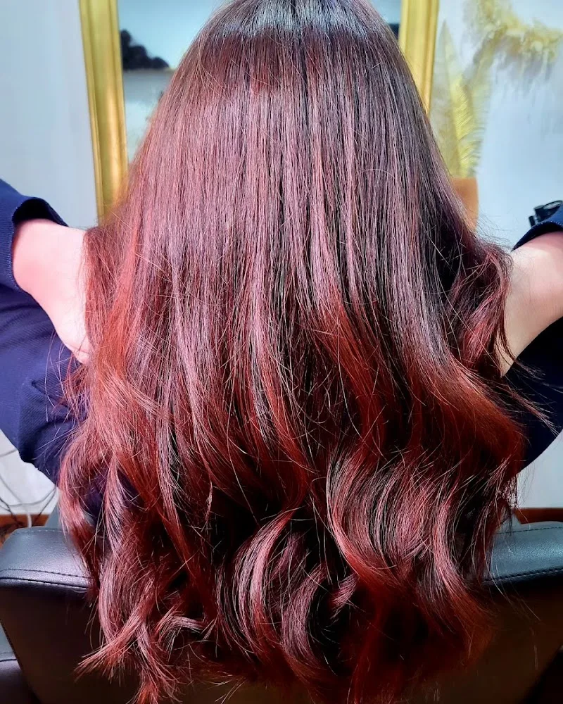 Le salon d'Amandine - Coiffure La Roque-sur-Cèze - OneBooking