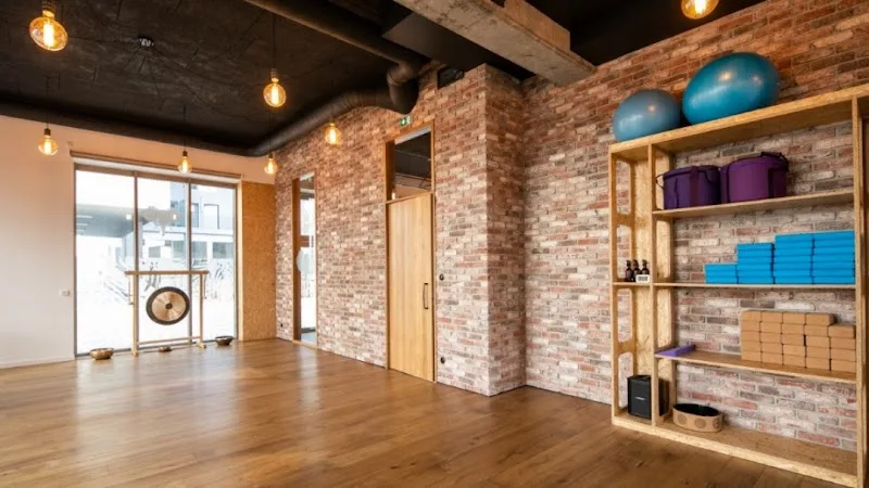Elephant Yoga Studio Nantes - Bien-être Nantes - OneBooking