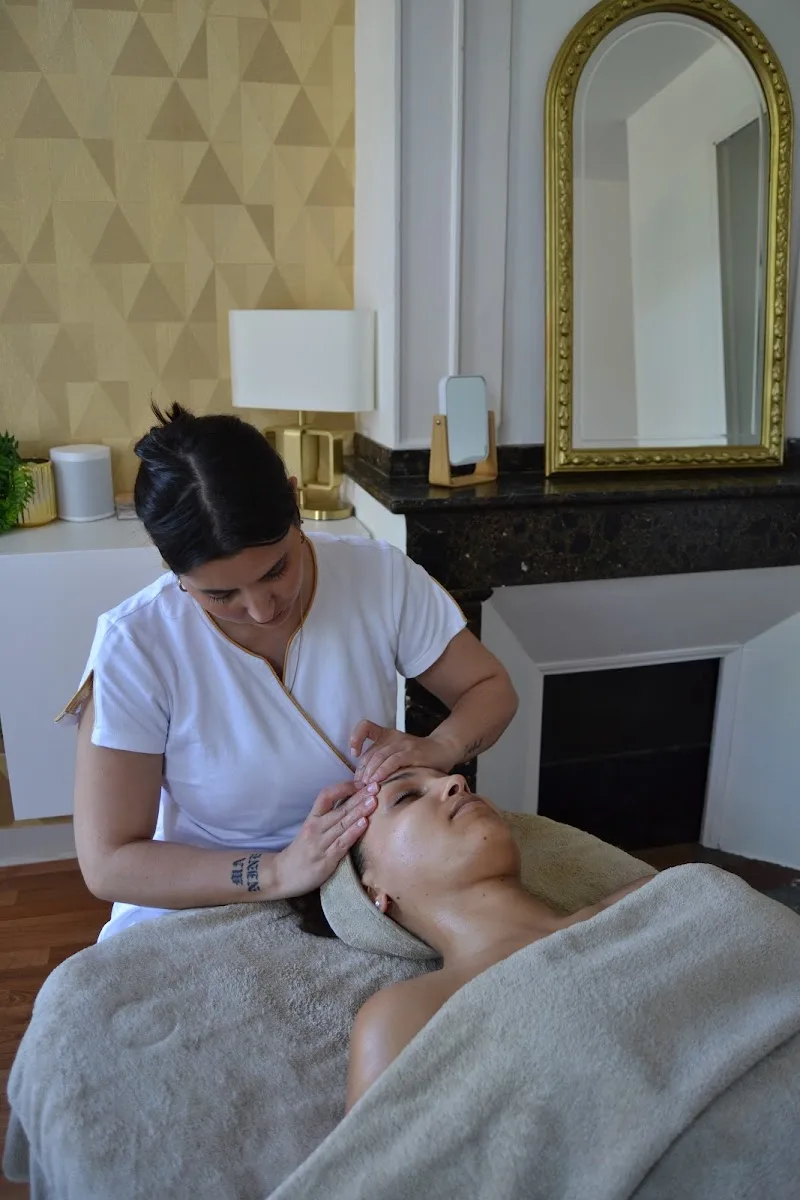 Soins du visage - Massages - LEVOLA Toulouse Carmes - Spa Toulouse - OneBooking