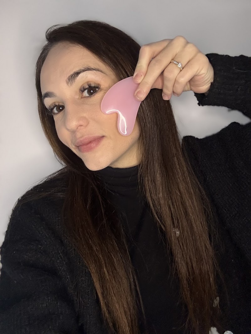 LM Facialiste - Kobido - Drainage Lymphatique - Soin visage Nice - OneBooking