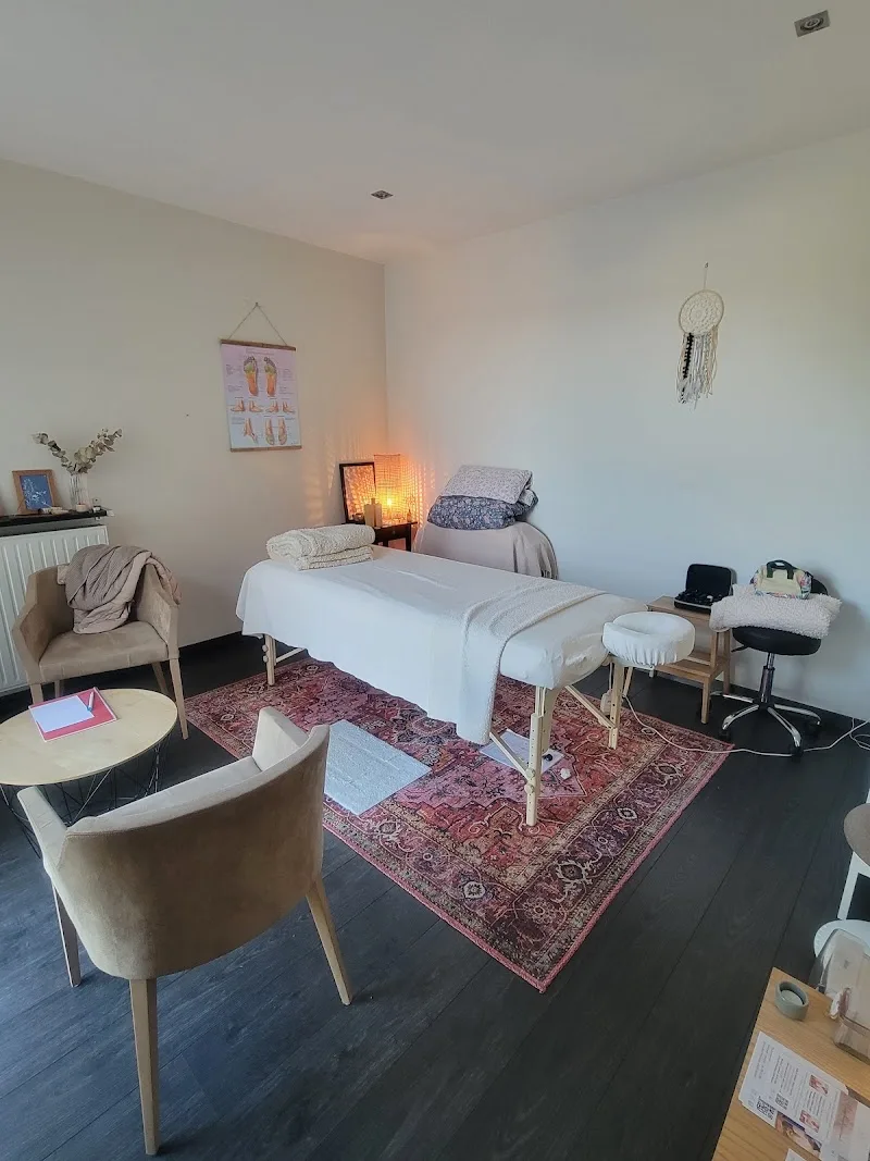 Stay in Touch - massages Nantes & Pornichet - Bien-être Nantes - OneBooking