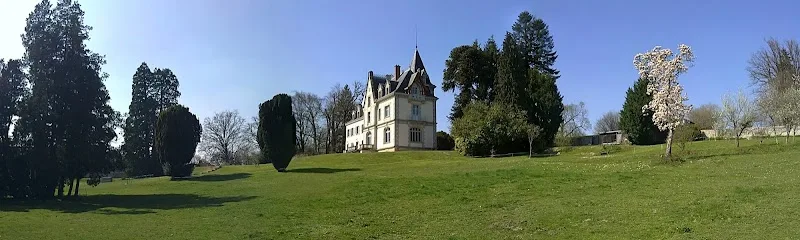 Château de Saint Antoine: chambres d’hôtes & gîte avec jacuzzi idéal mariage, anniversaire proche Limoges Limousin - Spa Limoges - OneBooking