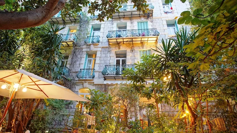 Le Windsor Jungle Art Hotel - Bien-être Nice - OneBooking