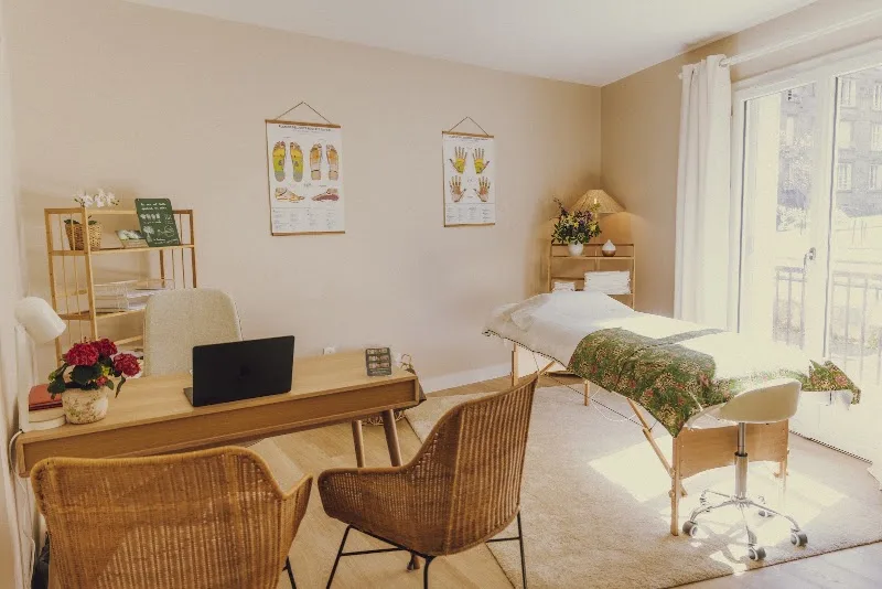 Stéphanie de GRANDMAISON - Reflexologie - Bien-être Nantes - OneBooking