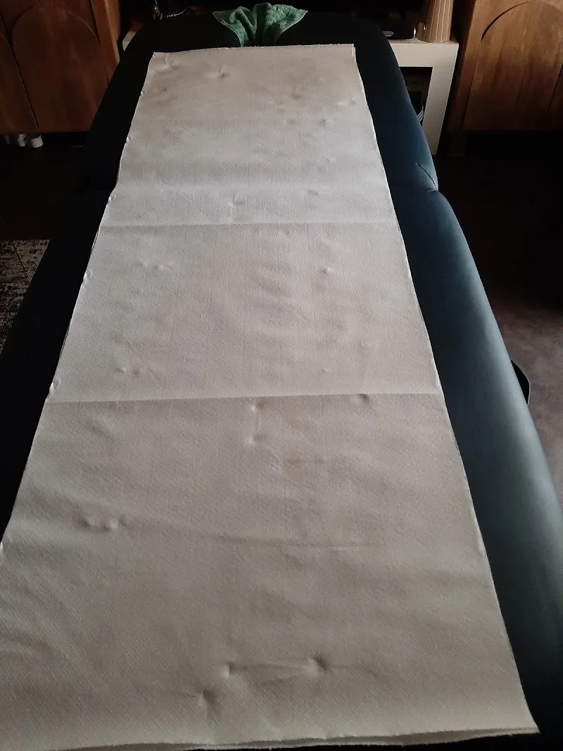Les corps des hommes (masseur) - Bien-être Strasbourg - OneBooking