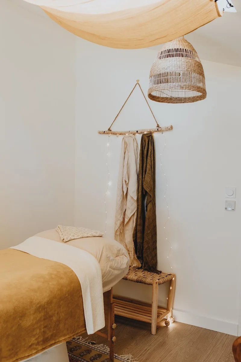 Magnifique Mama : Doula & Massages Bien-être (Femme, Enceinte, Post-partum, Bébé) - Rituel Rebozo à Rennes - Spa Rennes - OneBooking